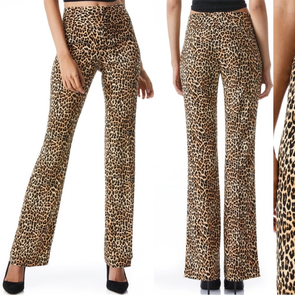 ALICE & OLIVIA Leopard Print Flared Pants
Womens Mid Rise size 4